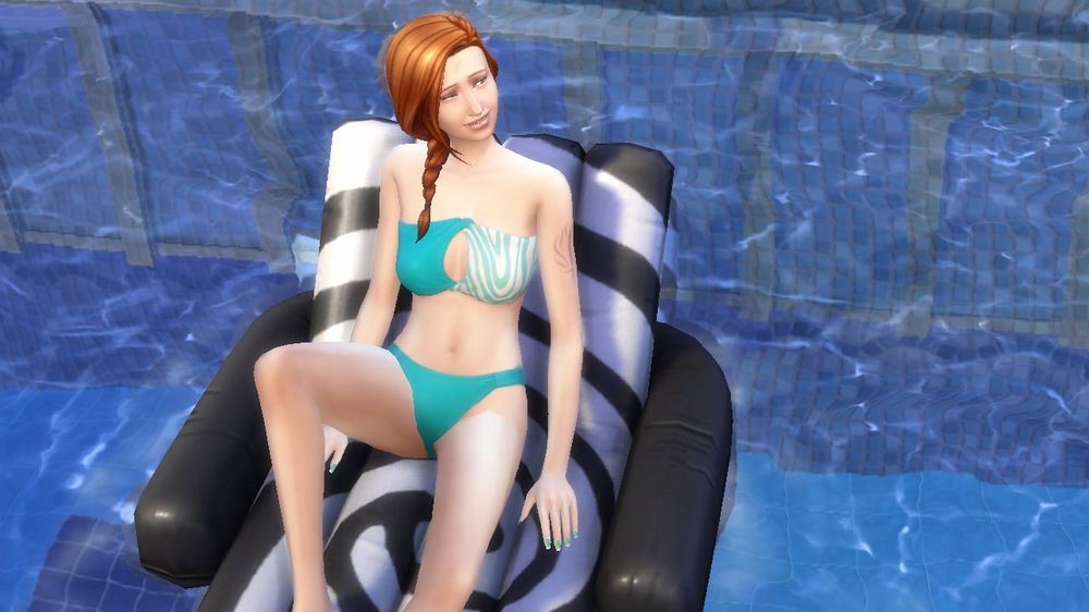 Bikini e unghie Bikini e unghie